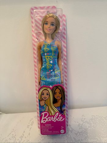Poupée barbie neuf