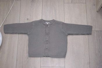 Gillet kaki. 18 mois garçon . Marque kitchoun