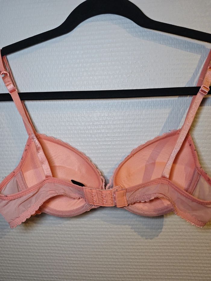 Soutien-gorge Passionata rose saumon en dentelle - photo numéro 3