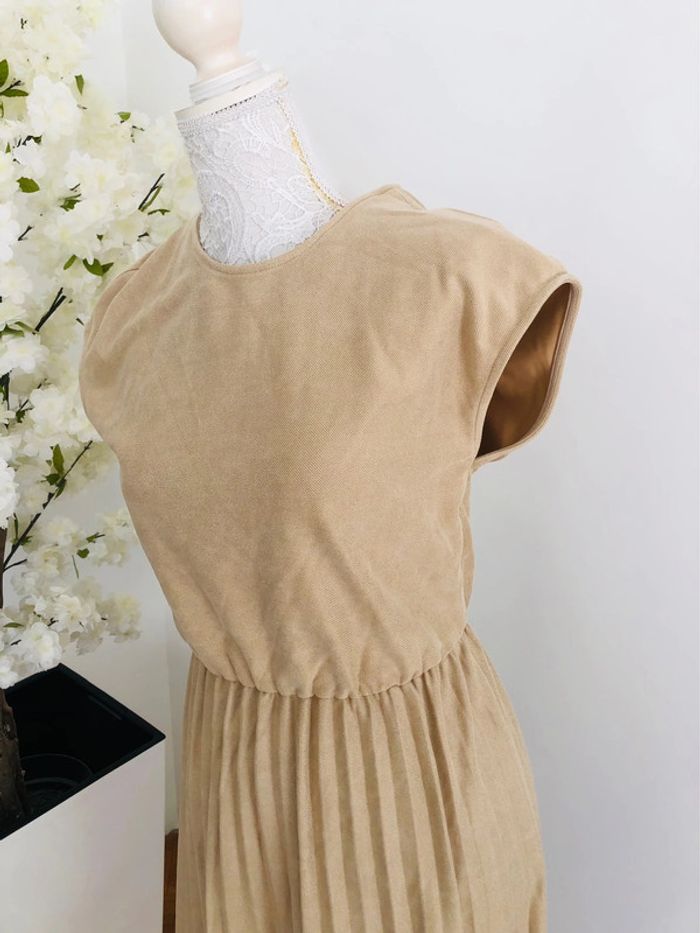 Robe Zara neuve taille S - photo numéro 4