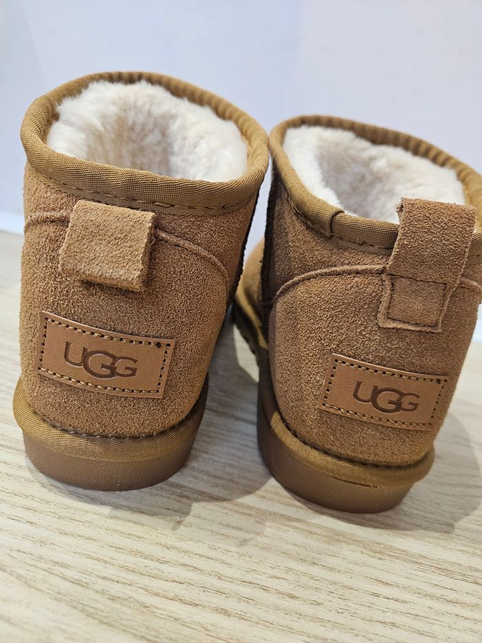 UGG Classic Mini Ultra Marron / Taille 40 - photo numéro 6