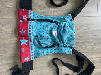 Portage Meitai Mehdai hybride  de la marque Kokadi modèle Tai Tai