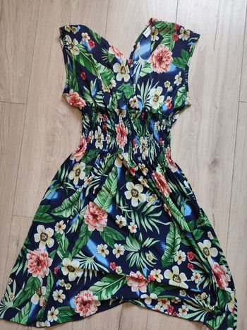 Robe fleurie élastique