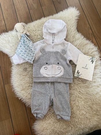 Ensemble jogging 3 mois