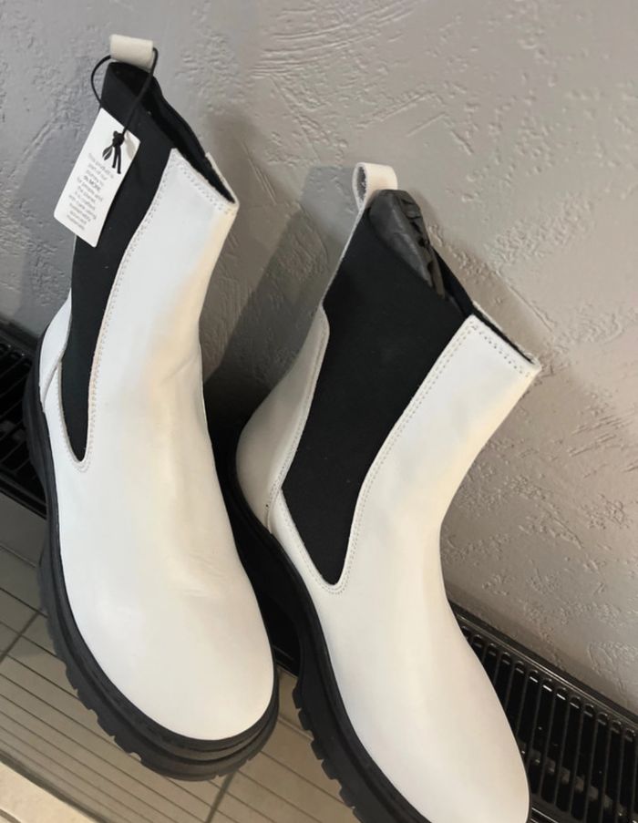 Boots ZIGN neuves avec étiquettes - photo numéro 4