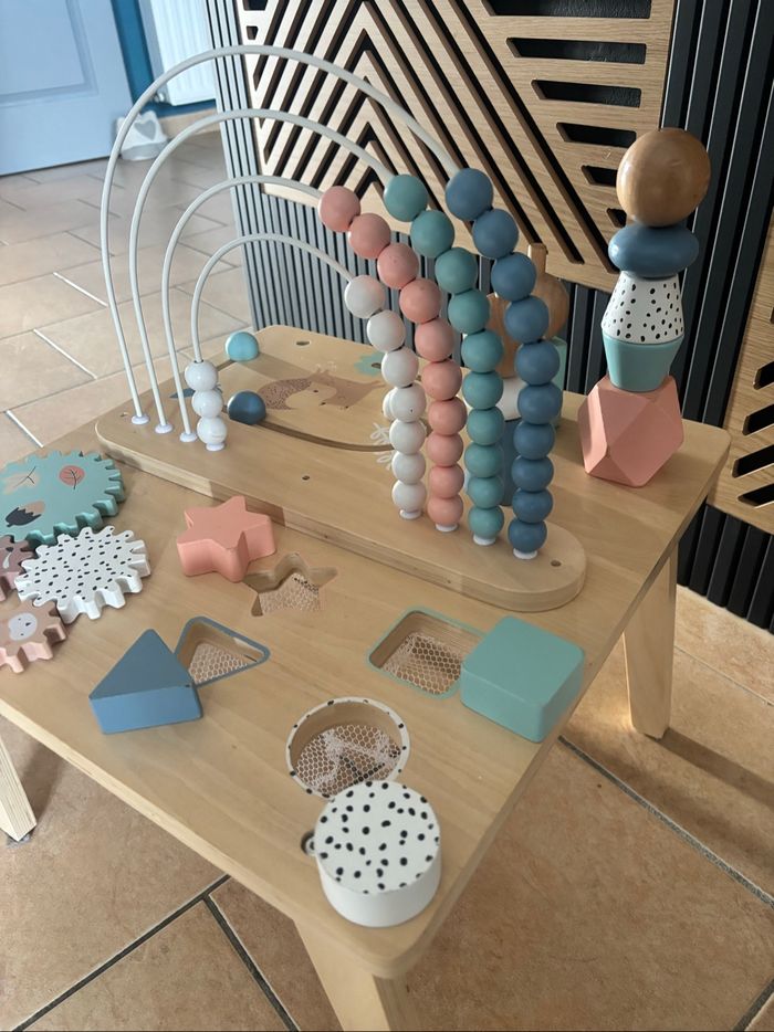 Table d’activité bois bébé - photo numéro 4