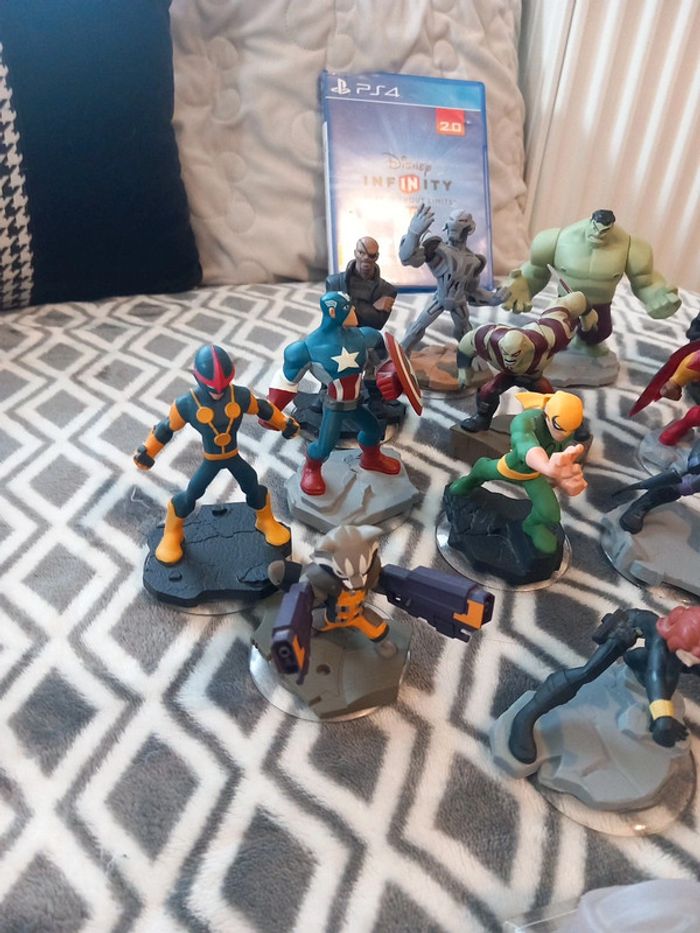 Lot de 18 figurines infinity marvel plus jeux ps4 2.0 - photo numéro 2