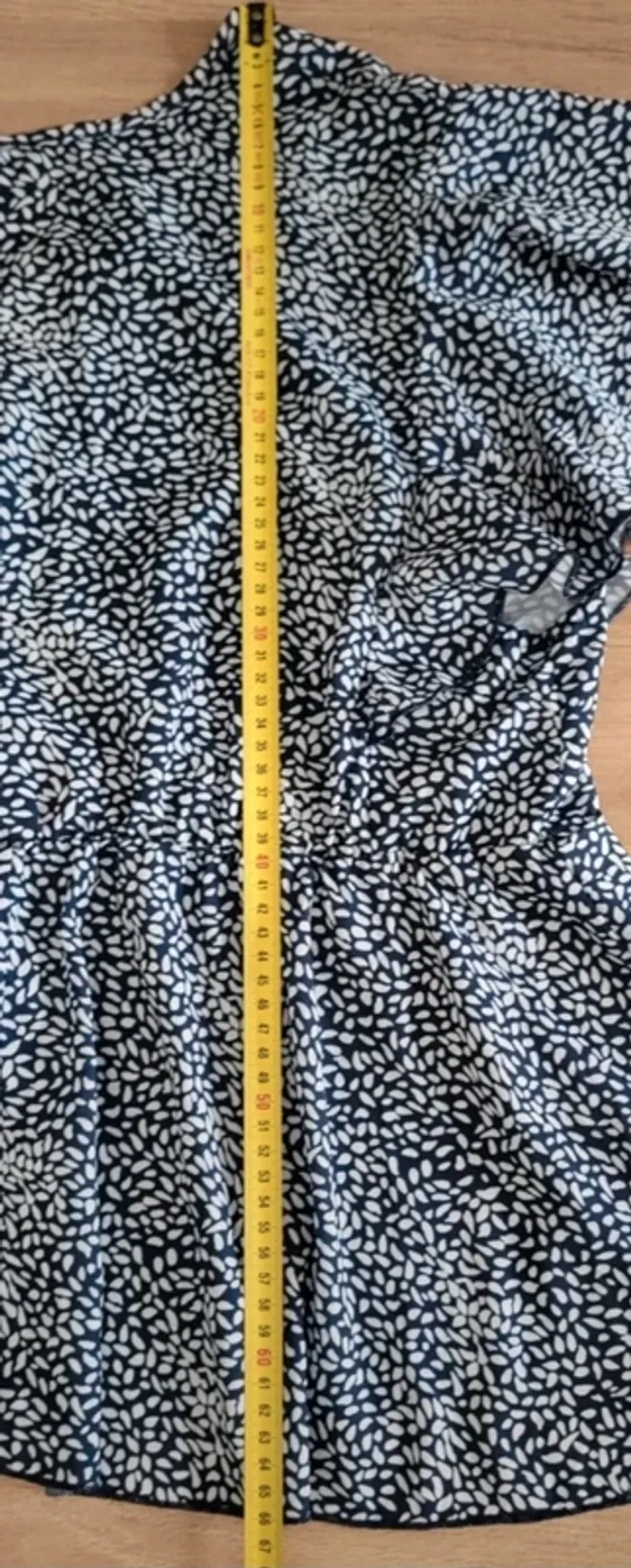 Blouse manches courtes bleue marine et blanche Shein Curve Taille 3XL ou 46 - photo numéro 9
