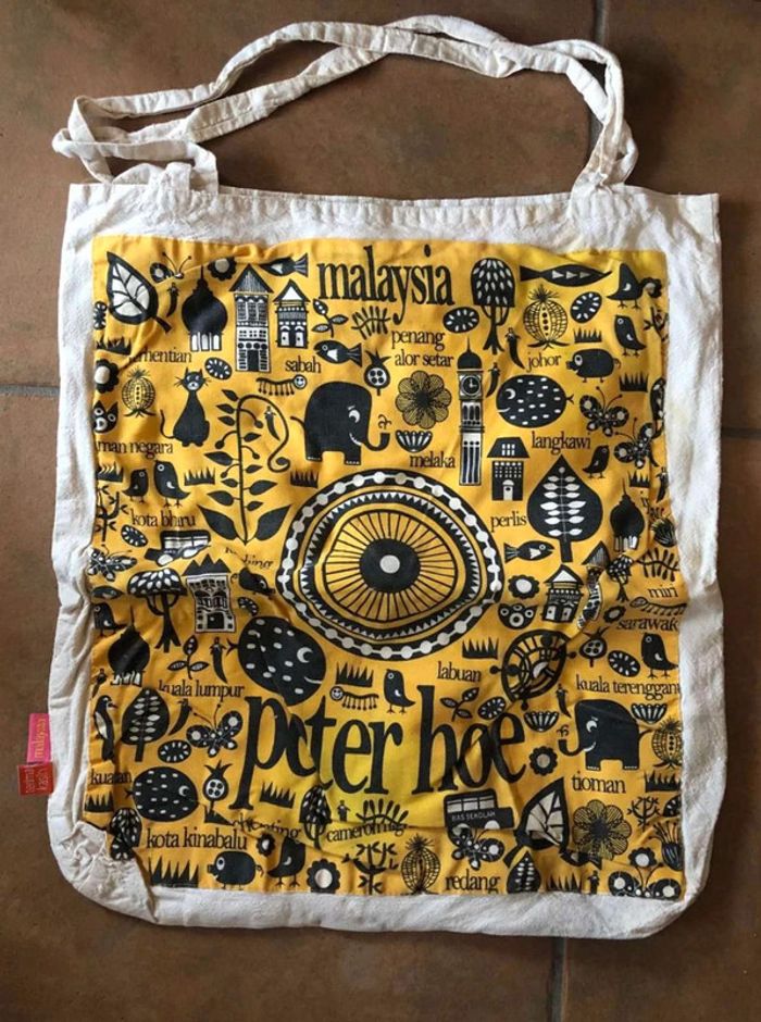 Sac cabas  fantaisie  en tissu  Terima Kasih Malaysia en  parfait  état