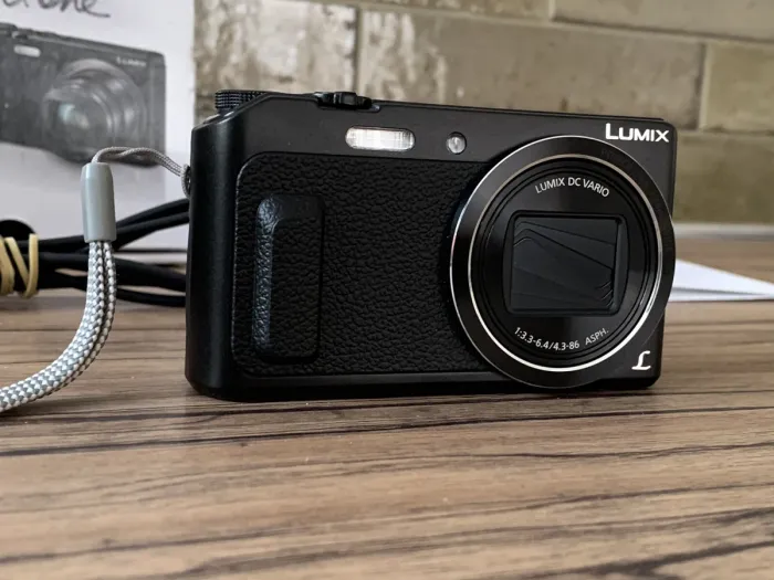 Appareil photo Panasonic - photo numéro 3