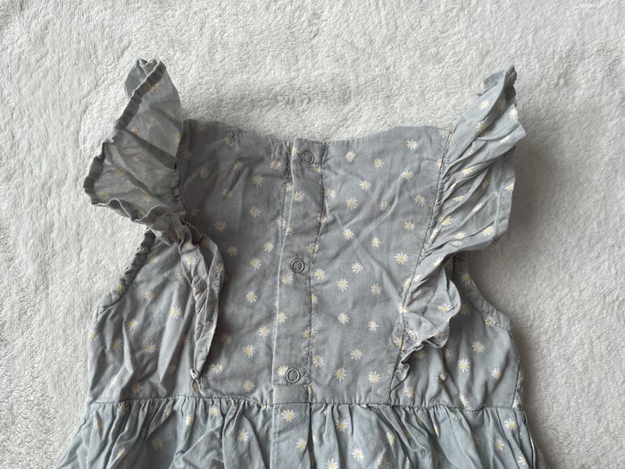 Robe légère fille 24 mois Kiabi – Très bon état – Idéale été - photo numéro 4
