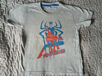 Tee-shirt garçon spiderman taille 5-6 ans