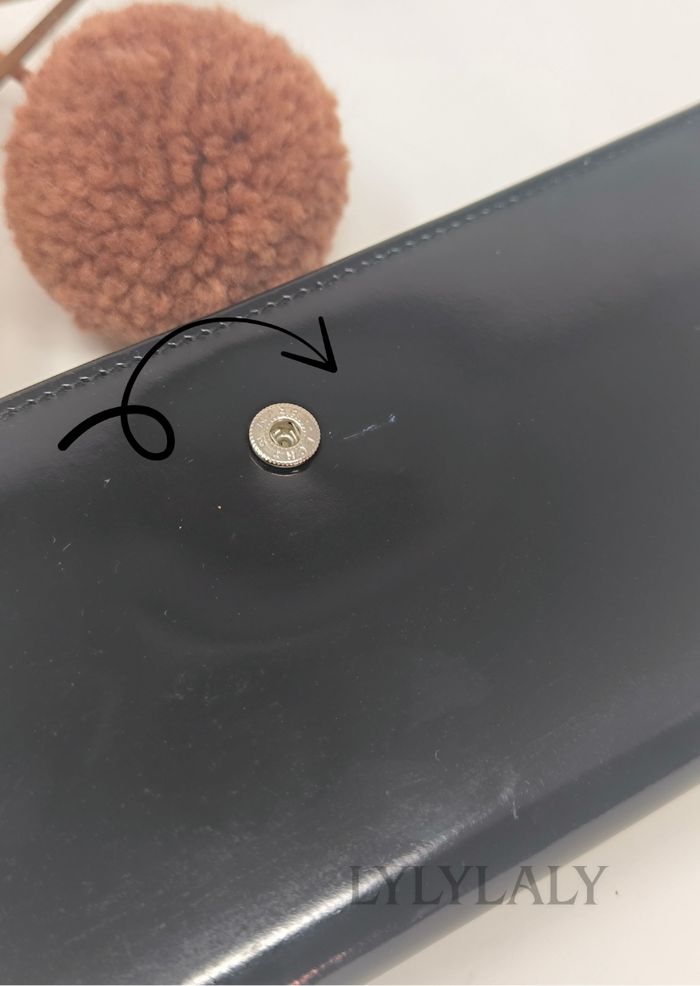 Portefeuille GUCCI authentique en cuir verni noir – logo GG embossé - photo numéro 5