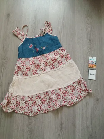 Robe à volant épaules dénudées motifs fleuris avec plusieurs matières / xinxin / (10ans)