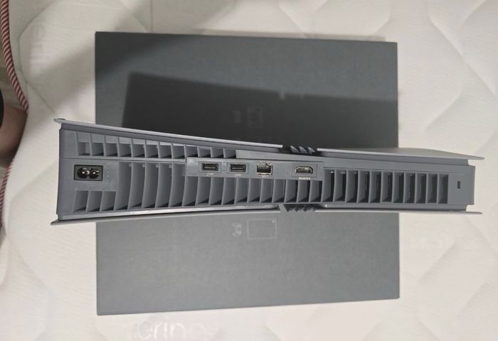 Sony Playstation 5 pro 30th anniversaire - photo numéro 4