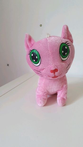 Peluche chat rose Vi