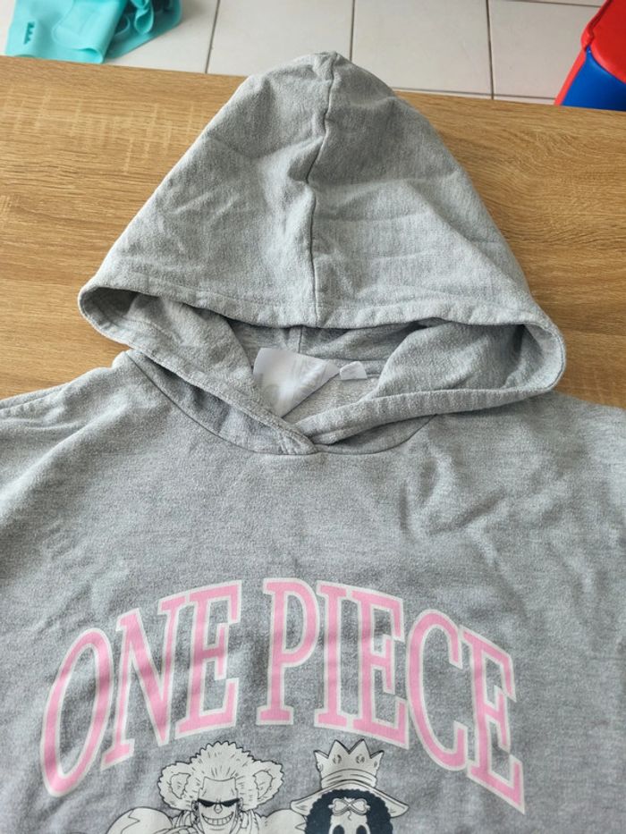 Pull fille  à capuche - photo numéro 4