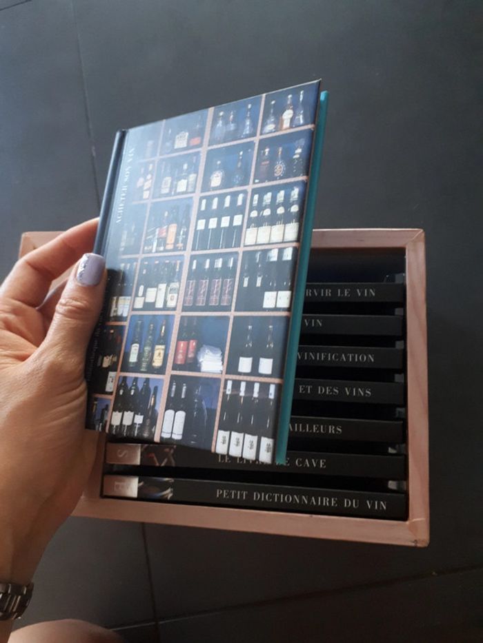 La petite bibliothèque du vin Larousse état neuf - photo numéro 8