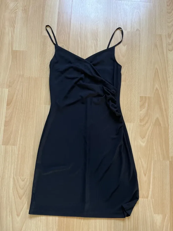 Robe noire H&M taille XS