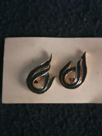 Jolis clips vintage en metal