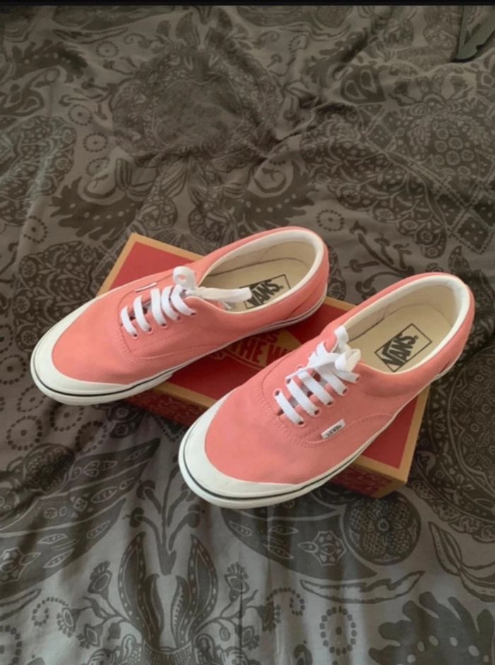 Vans modèle Suède Era tc