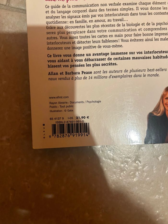 Pourquoi les hommes se grattent l'oreille et les femmes tournent leur alliance ? - photo numéro 4