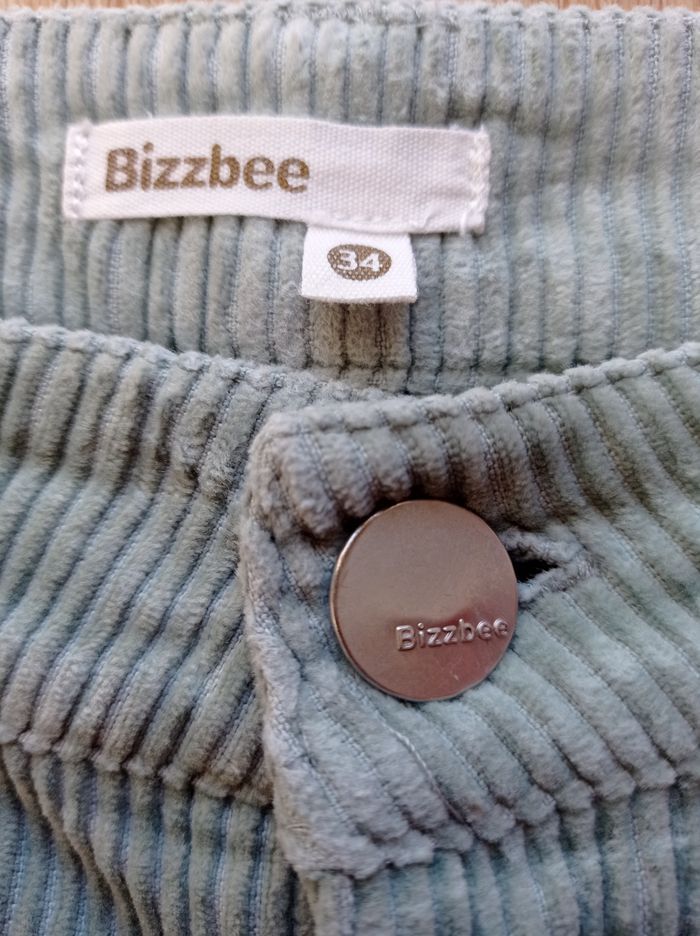 PANTALON BIZZBEE Velours Vert. - photo numéro 3