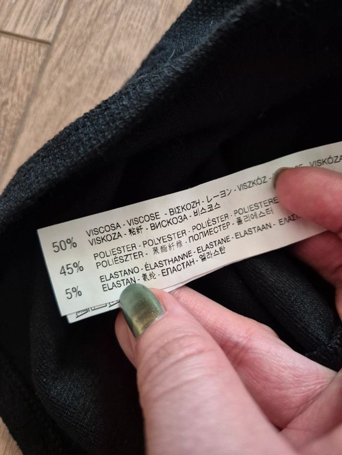 Robe noire moulante péplum bershka - photo numéro 5