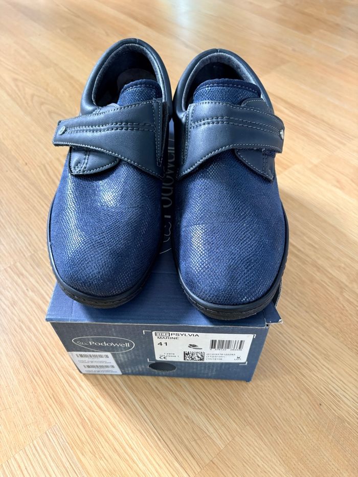 Chaussures Podowell – Pointure 41 – Bleu marine – TBE