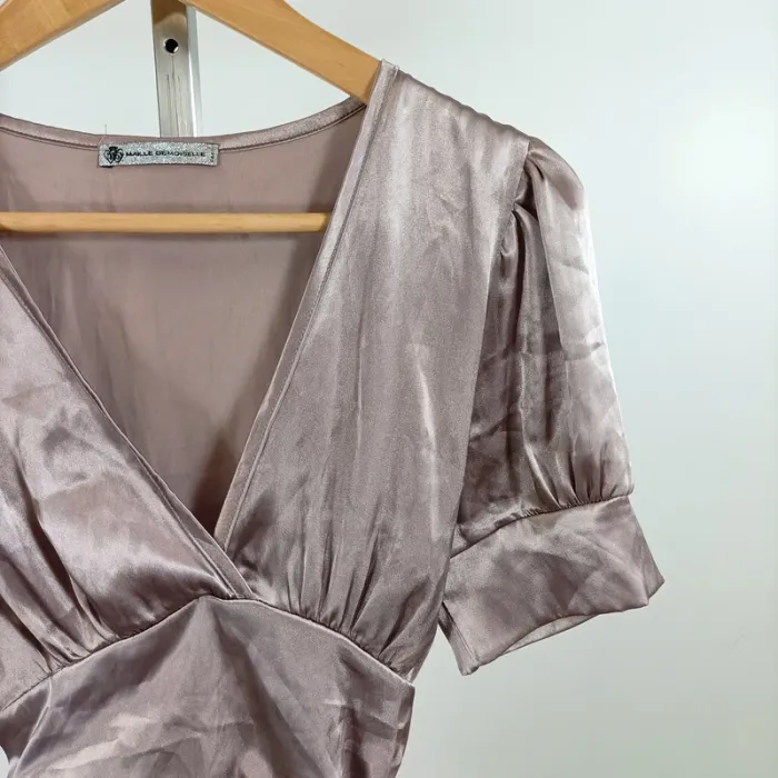 Blouse satinée taupe Maille Demoiselle manches ballon nouée dos T. estimée M A1453 - photo numéro 2