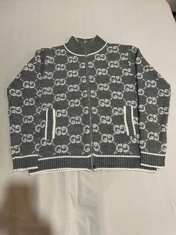Gilet zippé Gucci gris motif GG