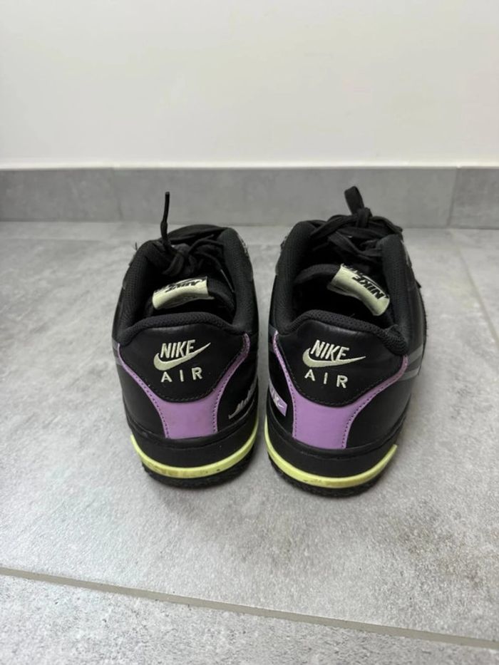 Baskets Nike Air Force 1 react noires et violet taille 44 - photo numéro 4