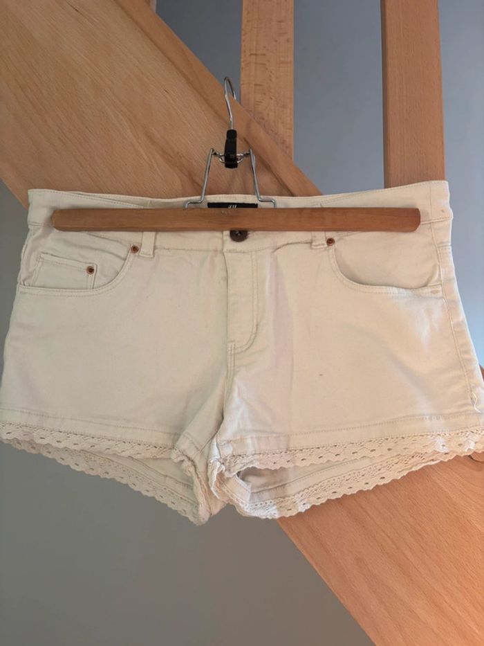 Short en jean avec dentelle blanc H&M