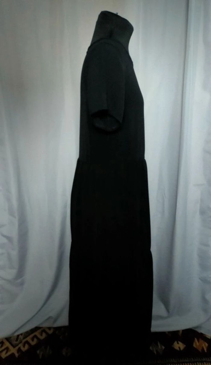 Robe noire simple et élégante – sans marque - photo numéro 3