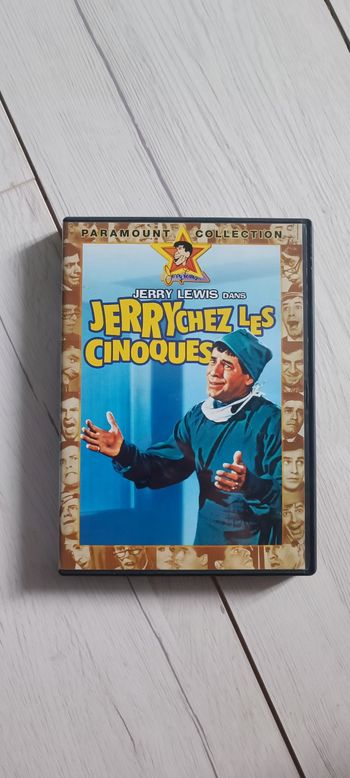 💿 DVD Jerry chez les cinoques 💿