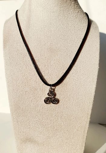 Collier triskèle