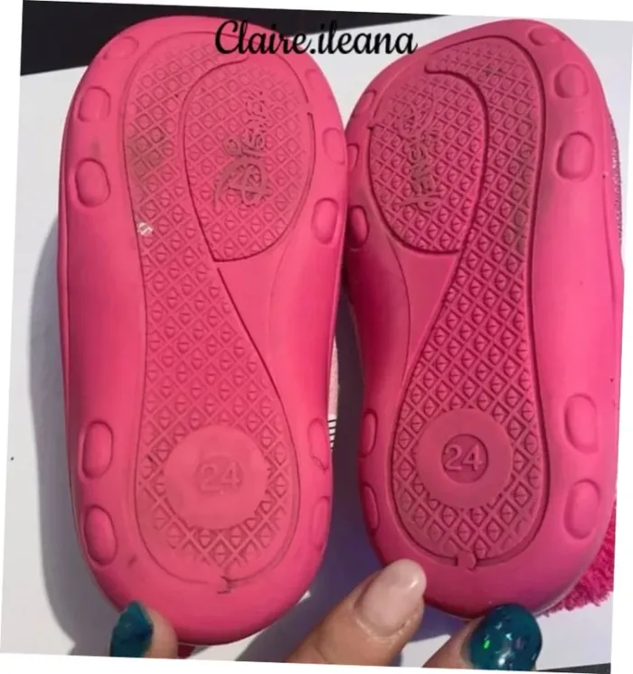 🛑lot chausson Minnie🛑T24 - photo numéro 5