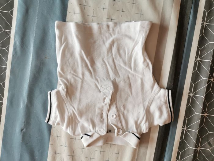 Polo blanc taille 3 mois
