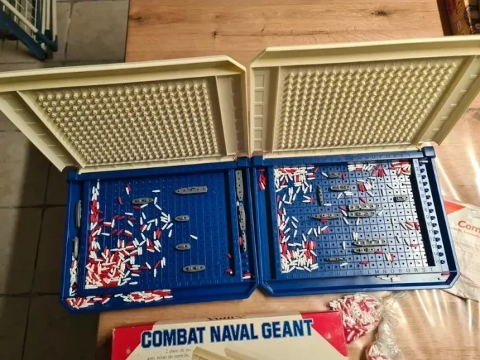 Jeu de société Combat Naval Géant des éditions Vulli, - photo numéro 4