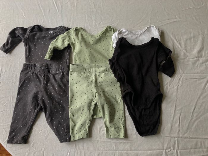 Lot vêtements bébé 1 mois - photo numéro 3