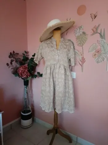 Robe midi neuve