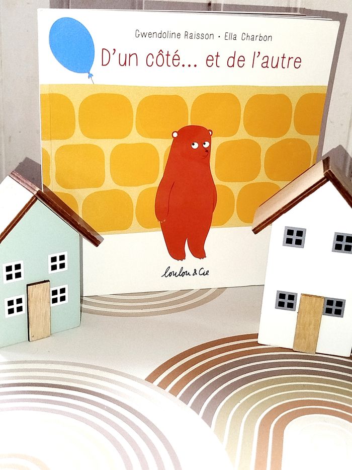 📚École des loisirs       D'un côté ..et de l'autre