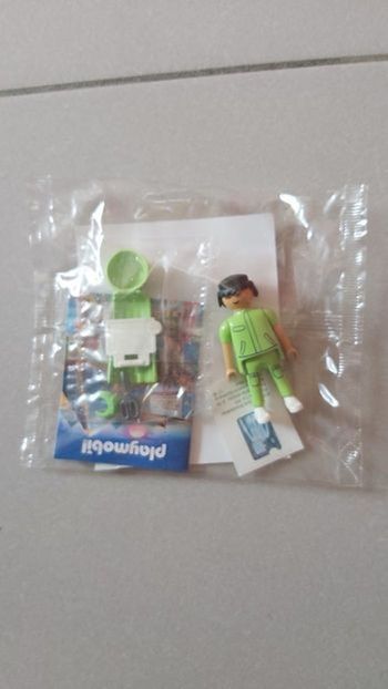 Chirurgien personnage Playmobil