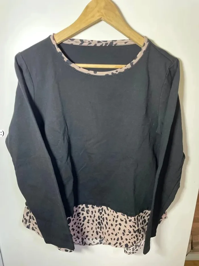 Pull léger blouse femme taille 40 ou 42 léopard - photo numéro 2