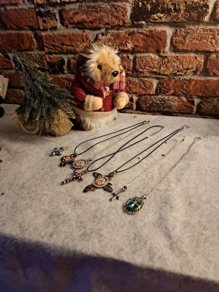 Lot de colliers religieux multicolore - photo numéro 2