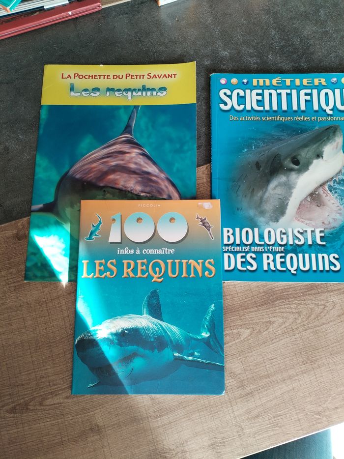 Lot livres doc requin