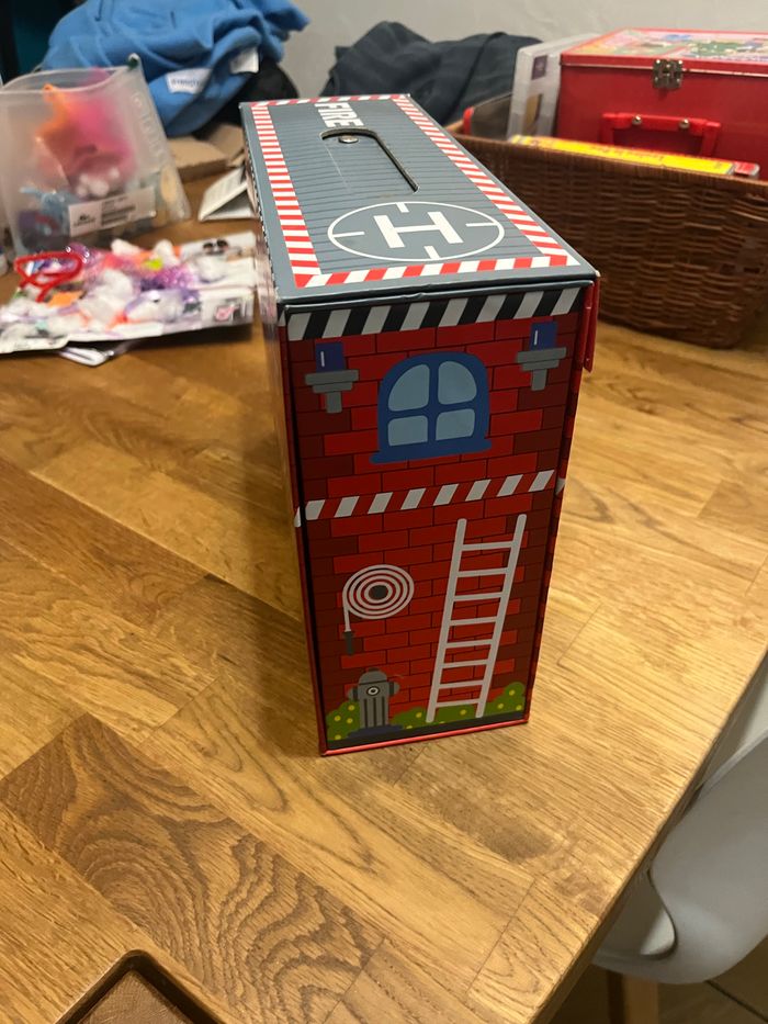 Caserne de pompier - photo numéro 2