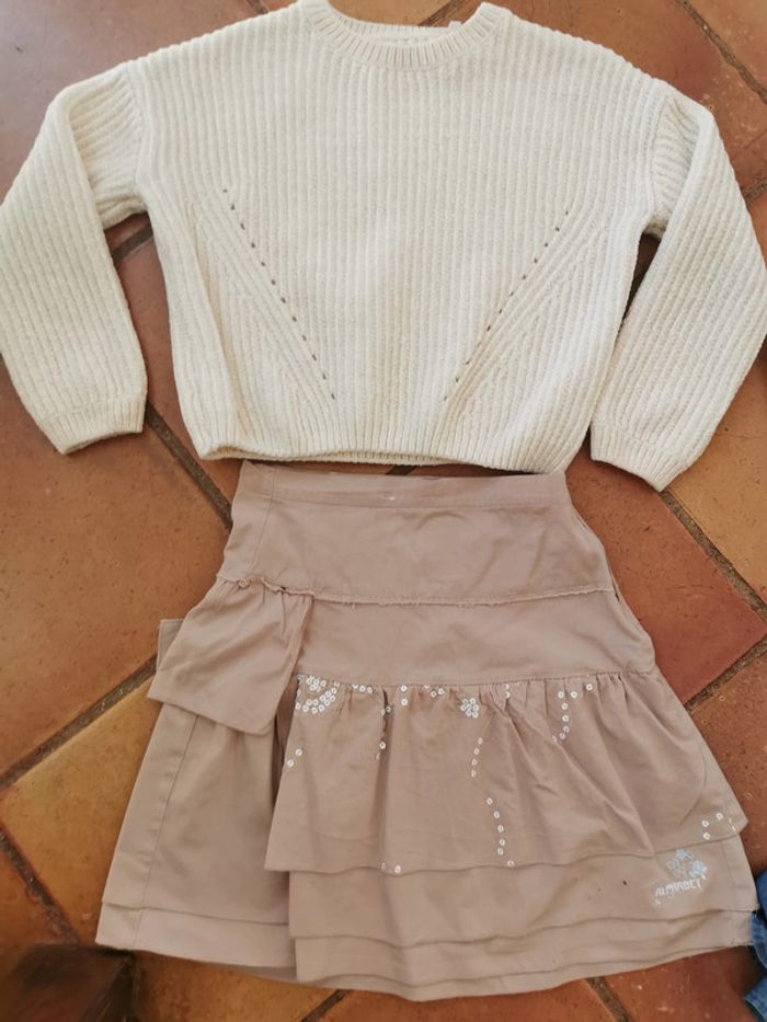 Lot de jupes et pulls pour 10 ans - photo numéro 6