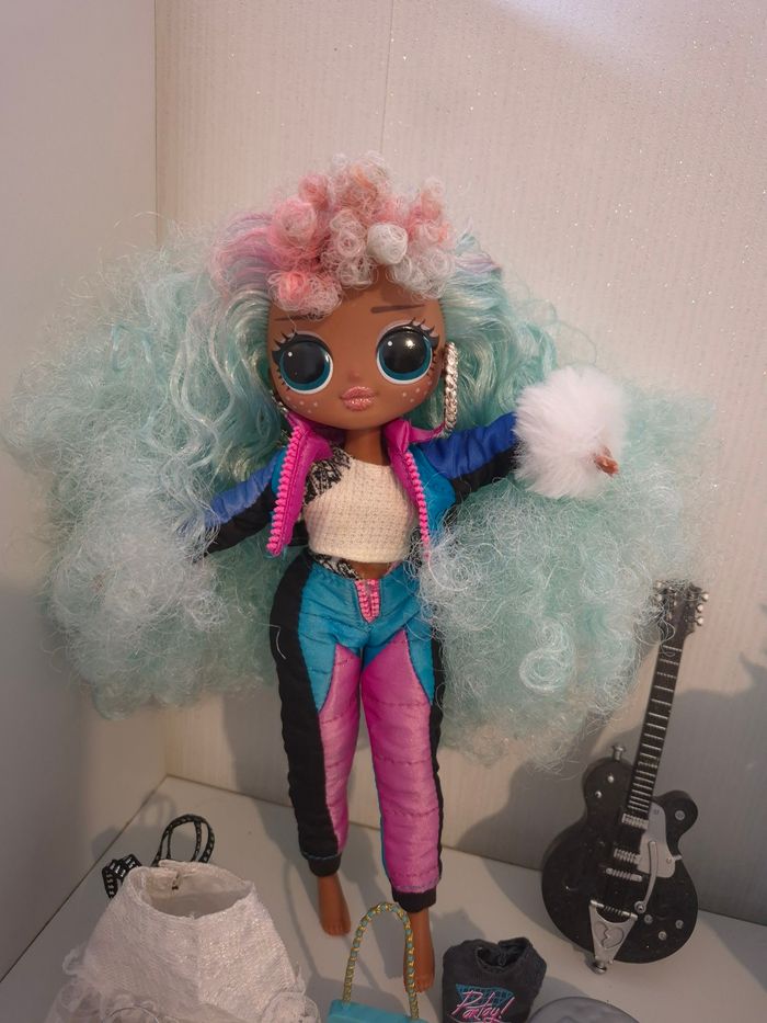 đjolie poupĂ©e LOL Surprise OMG Remix Honeylicious (ComplĂšte + Accessoires) đ - photo numĂ©ro 6