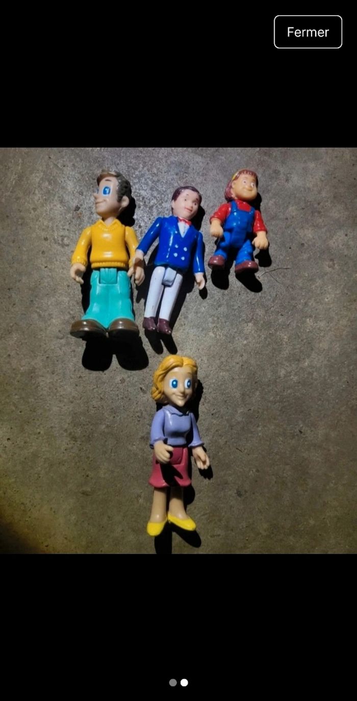 Lot de figurines - photo numéro 2